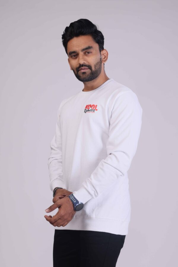 Easygoing Elegance White Sweatshirt