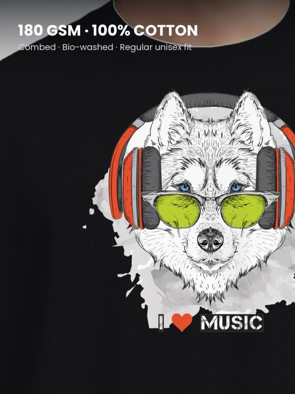 i love music husky round neck tshirt fabric detail i love music husky round neck tshirt fabric detail