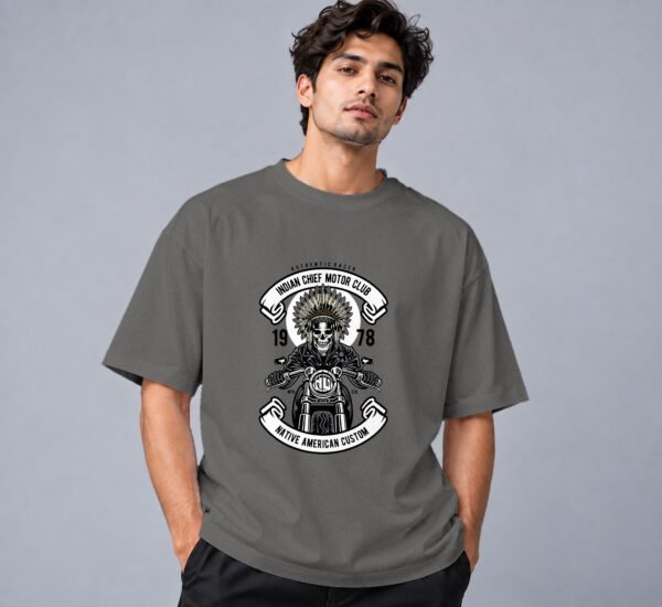 indian-chief-biker-tshirt-charcoal-melange-front Indian Chief Motor Club Retro Round Neck T-Shirt in charcoal melange, front view – Kool Kameez