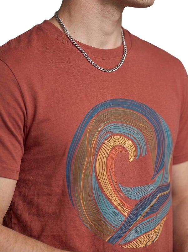 Retro Wave Palm Round Neck T-Shirt - brown closeup Brown retro wave graphic round neck t-shirt, print close-up