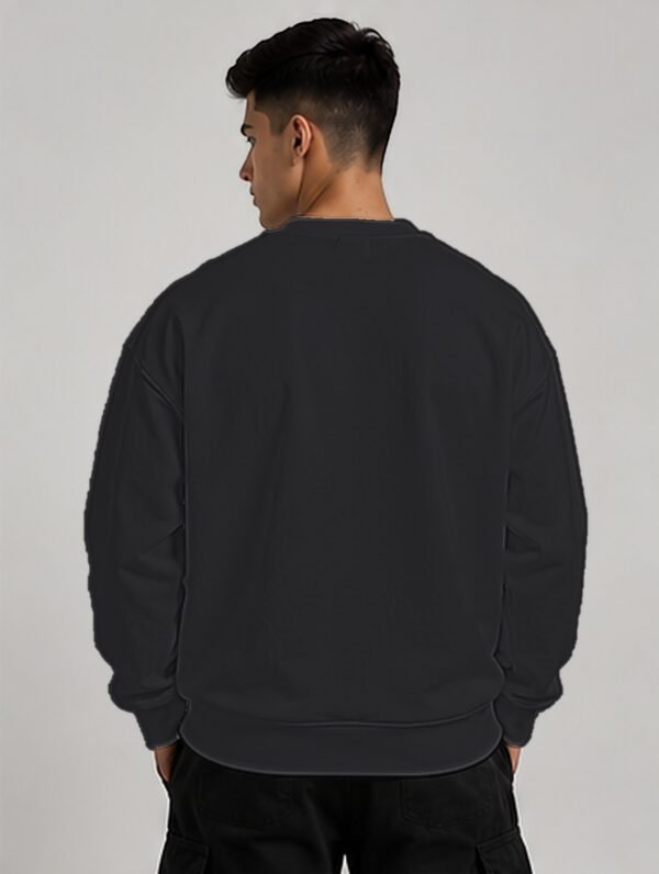 Black heavyweight oversized sweatshirt 400 GSM, back view Black heavyweight oversized sweatshirt 400 GSM, back view