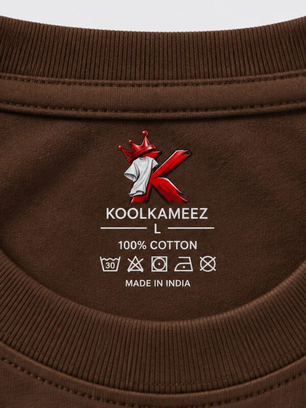 Plain Cotton 220 GSM Oversized Tee – Brown – neck label close-up Plain Cotton 220 GSM Oversized Tee – Brown – neck label close-up