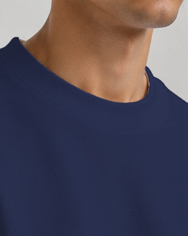 Navy Blue heavyweight oversized sweatshirt 400 GSM, collar close-up